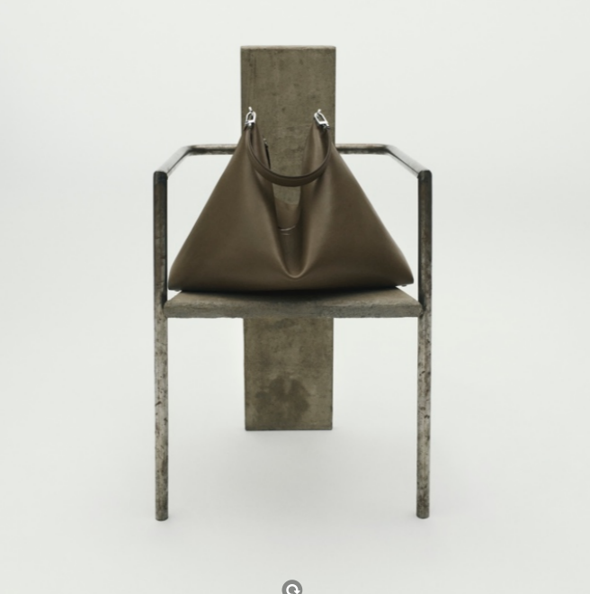 TOTEME 全新呈现2025秋冬广告大片