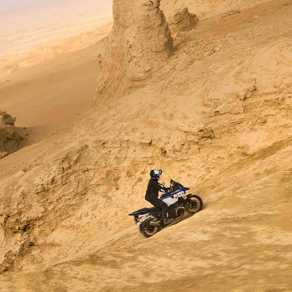 全新BMW R 1300 GS Adventure 中国上市 摩旅“神队友”  远征“秒开挂”
