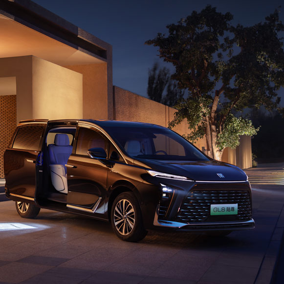 别克全新GL8陆尊焕新上市 新能源头等舱 为全家人而来