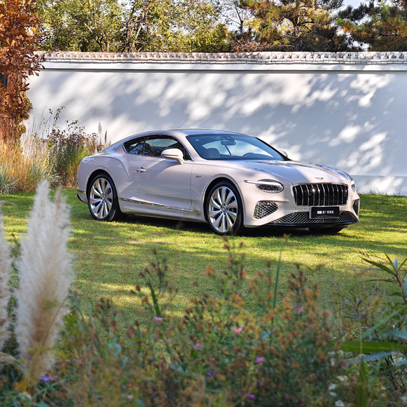 实拍宾利欧陆GT雅度版 致力愉悦体验 性能毫不逊色