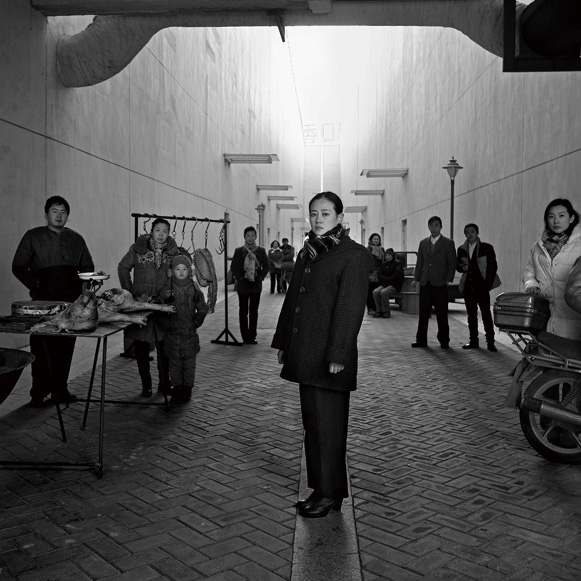 A Journey Through Time  时间与乡愁的旅程 《杨福东：香河》