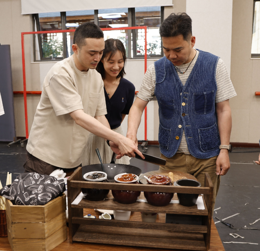 从舞台到餐桌： 中国国家话剧院携富春居  共探《燕食记》里的岭南风味与匠人故事